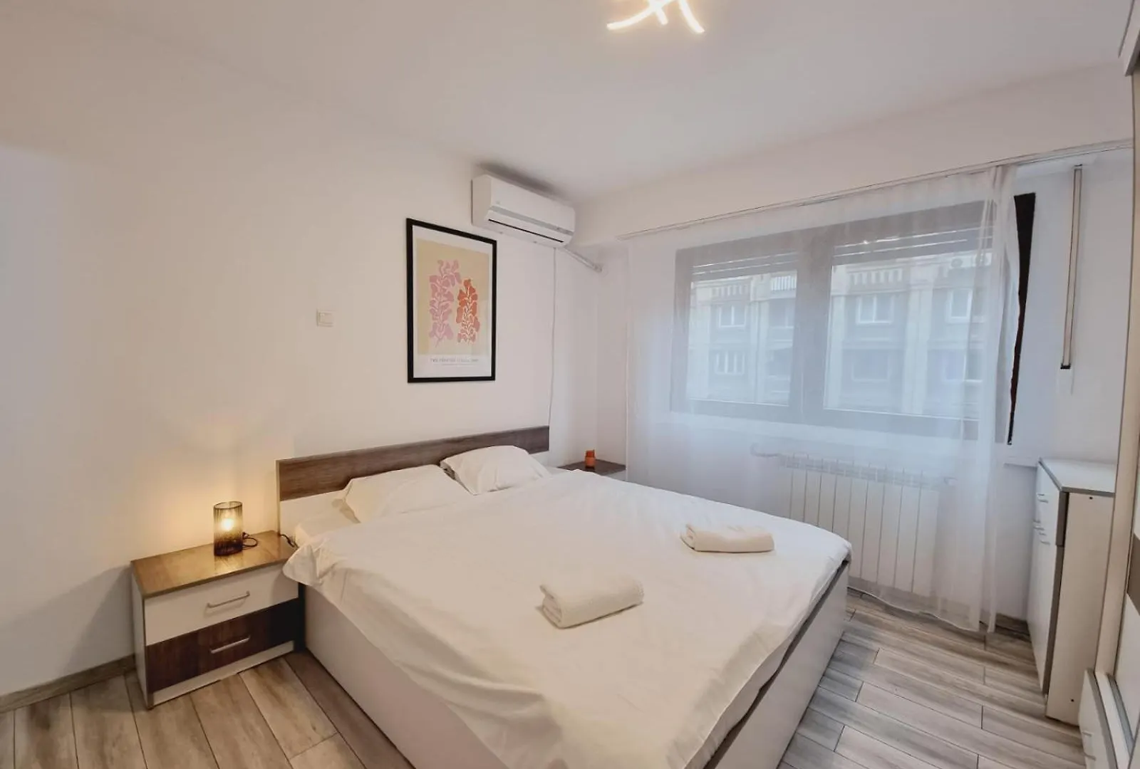 City Center 2Rooms Apartament Calea Victoriei Bucharest Apartment